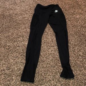 Gym shark leggings